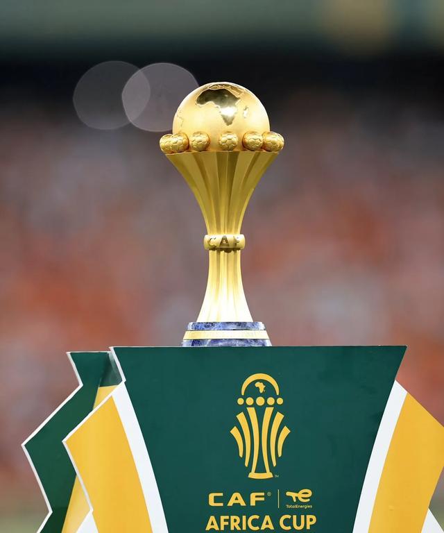 斯卢茨基：对手核心球员我们限制得不是特别好，给了很多机会（斯卢茨基：未能有效限制对方核心，给了他们太多机会）