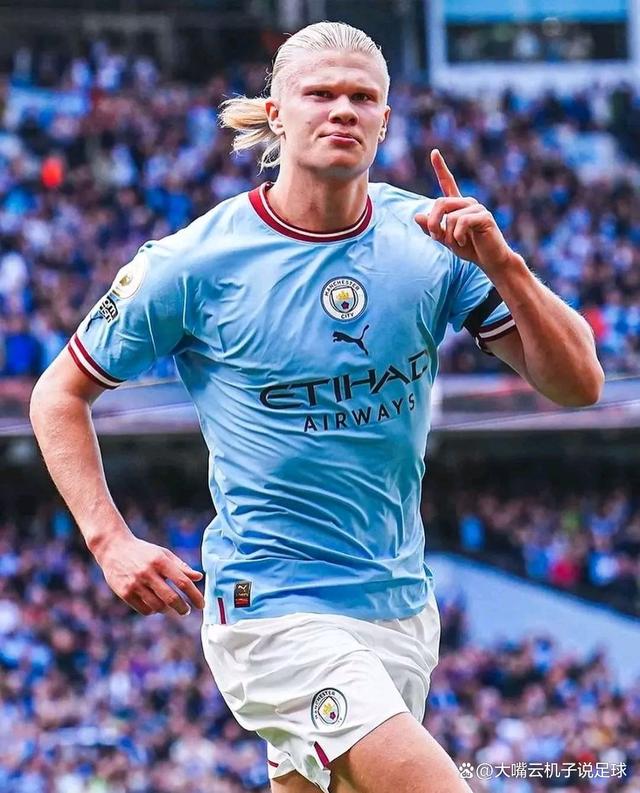 邮报：明年世界杯上下半场中段设强制补水时间，每次三分钟（邮报称：明年世界杯每半场中段将设3分钟强制补水暂停）