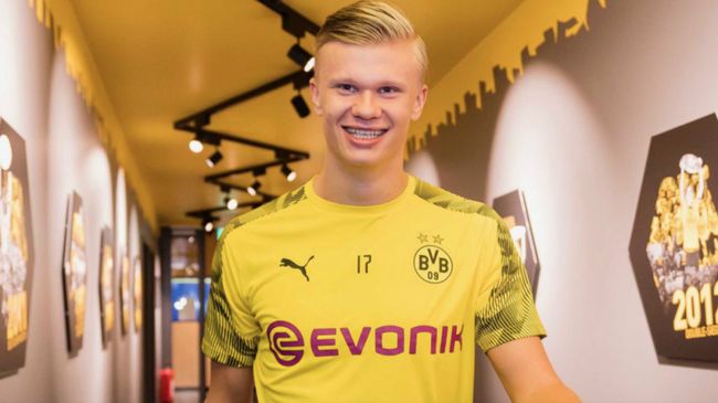 格拉斯纳：拉克鲁瓦会没事的，在六万人面前罚点球并不轻松（格拉斯纳称拉克鲁瓦无碍：六万观众面前主罚点球并不容易）