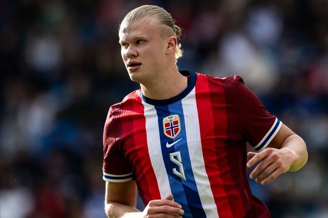 曼联锁定胖虎接班人！夏窗7000万求购水晶宫21岁帝星（曼联瞄准胖虎接班人：今夏7000万报价水晶宫21岁天才）