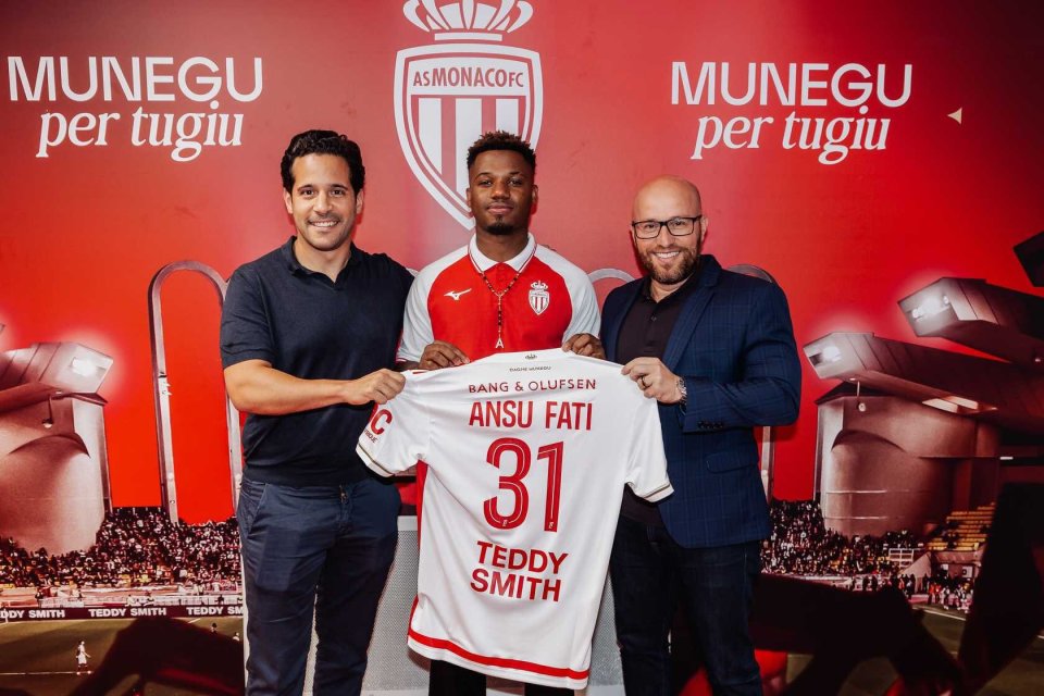 阿尔瓦雷斯马竞生涯欧冠进球数上双，成队史第三人（阿尔瓦雷斯欧冠为马竞进球上双，位列队史第三）